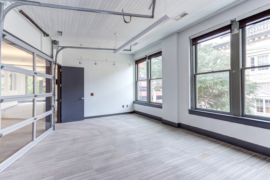 More Photos Of 202 Rigsbee Ave, Durham Office Residential For Lease