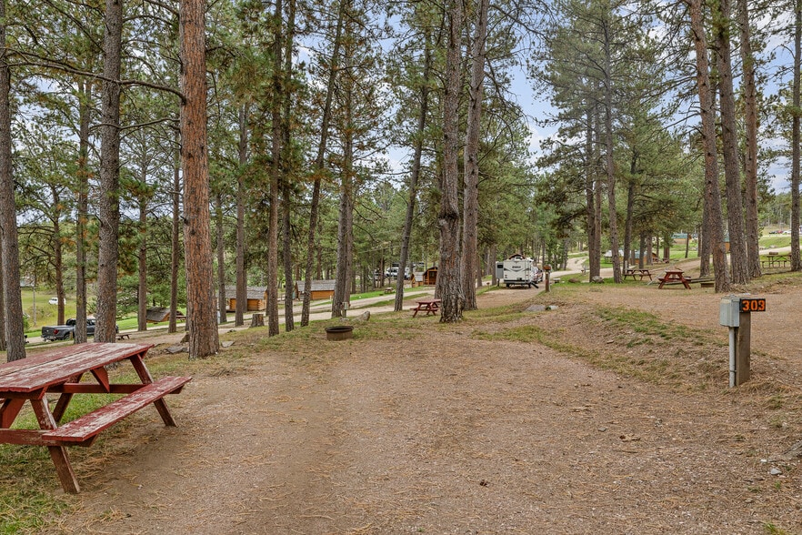 More Photos Of 1116 N 5th St, Custer Trailer Camper Park For Sale