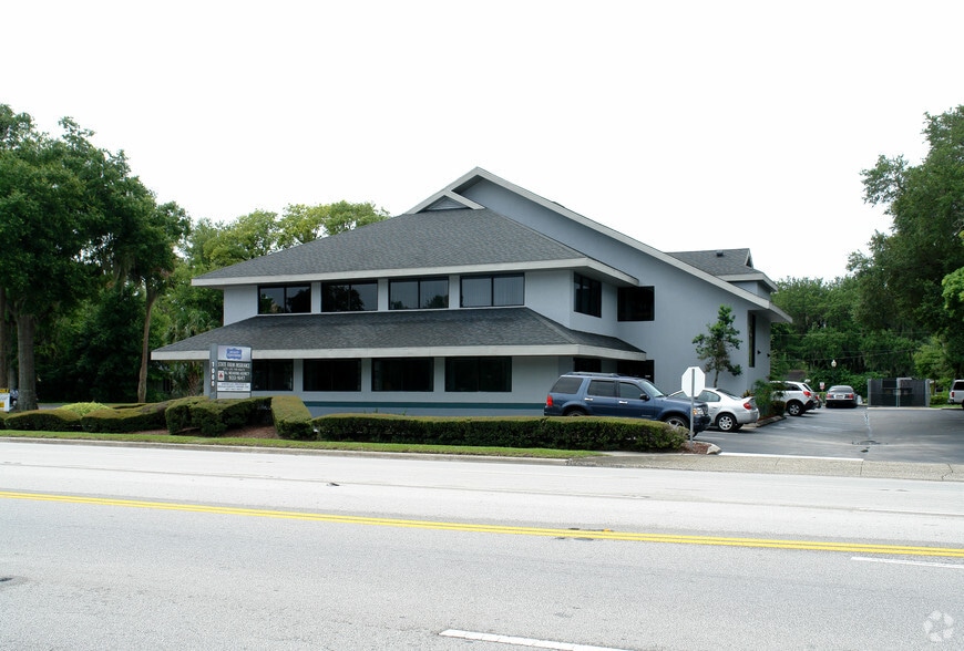 Primary Photo Of 1000 Emmett St, Kissimmee Medical For Lease