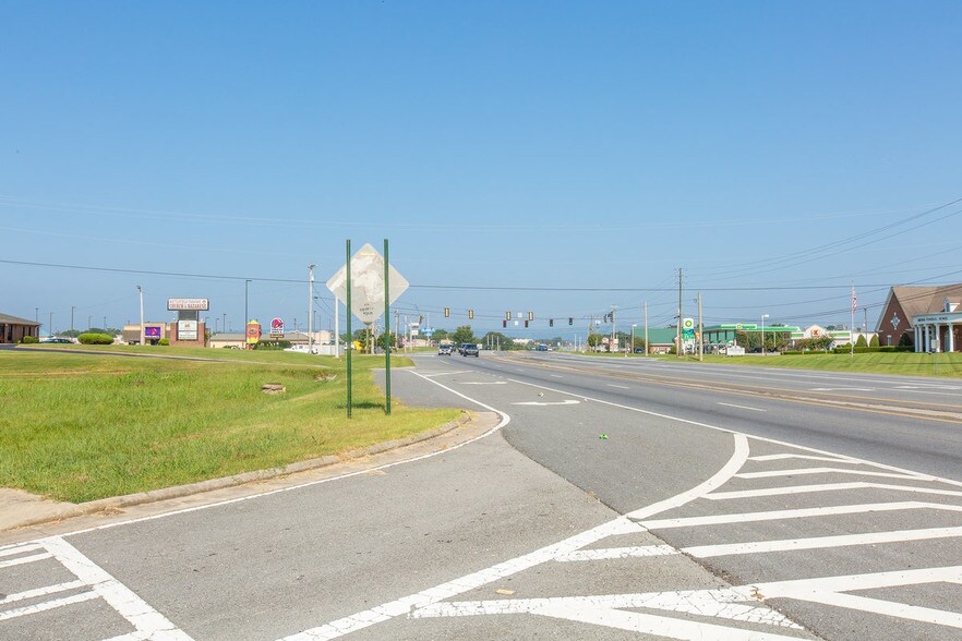 More Photos Of 0 Battlefield Pkwy, Fort Oglethorpe Land For Sale