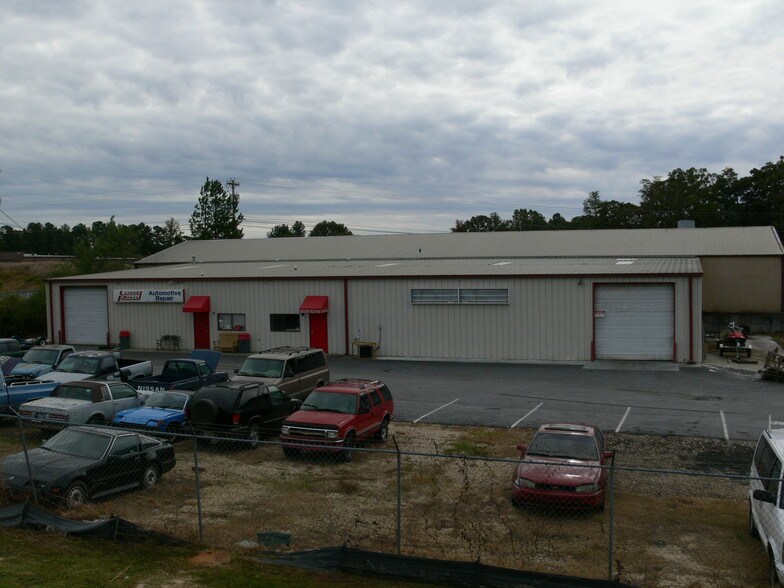 More Photos Of 380 Hwy 78, Loganville Auto Repair For Sale