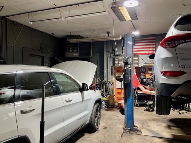 More Photos Of 699 Brock Ave, New Bedford Auto Repair For Sale