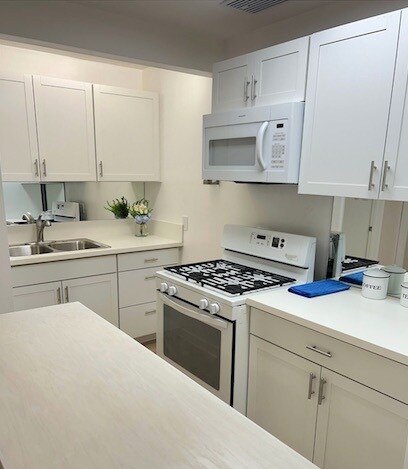 More Photos Of 1453 S Westgate Ave, Los Angeles Apartments For Sale