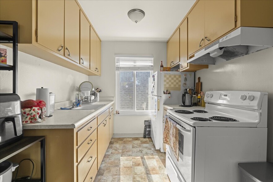 More Photos Of 2231-2233 Grant St, Berkeley Apartments For Sale