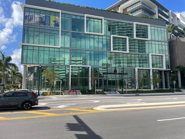 More Photos Of 21290 Biscayne, Aventura Office For Lease