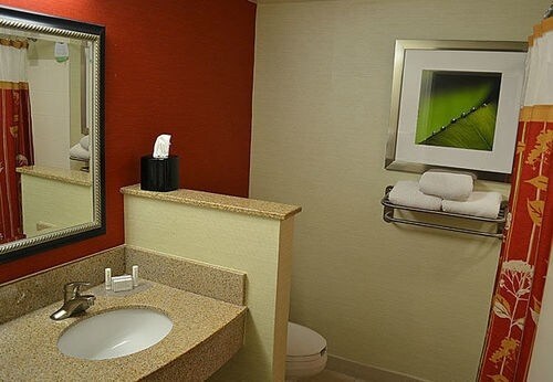 More Photos Of 580 Millennium Blvd, Brunswick Hotel For Sale