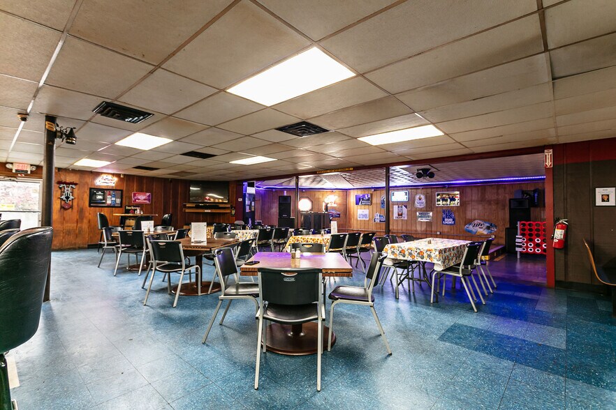 More Photos Of 4950 KY-52, Loretto Restaurant For Sale