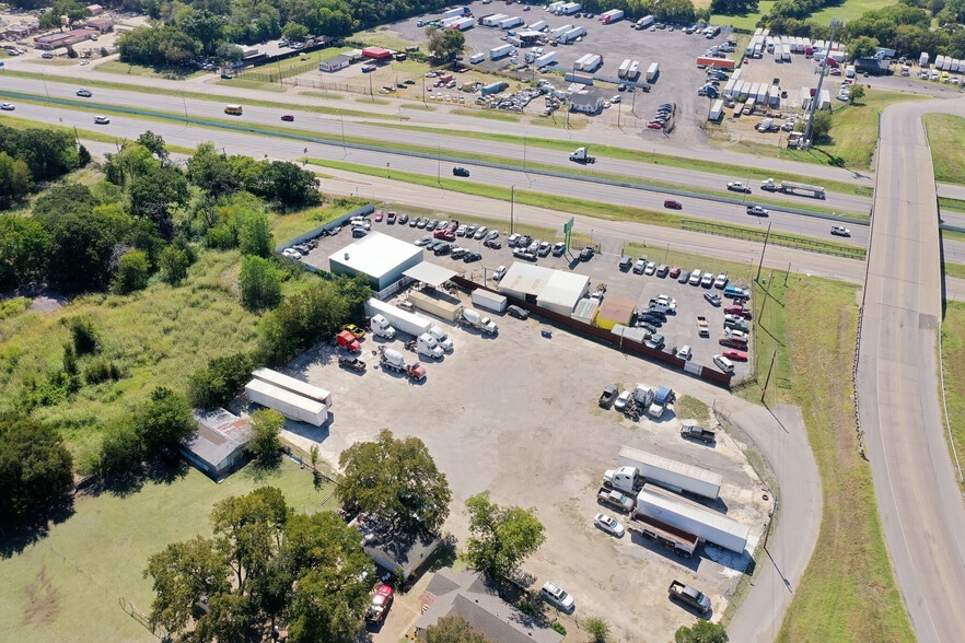 More Photos Of 11909 C F Hawn Fwy, Dallas Auto Dealership For Sale
