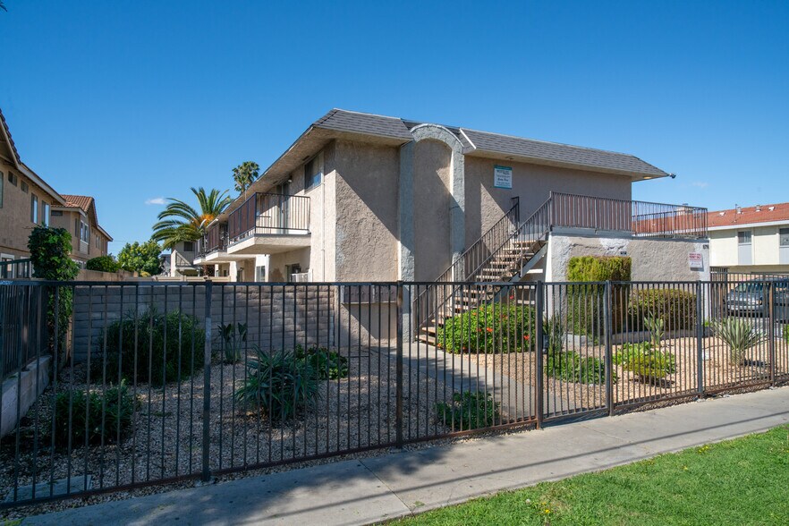 More Photos Of 5791 Kingman Ave, Buena Park Apartments For Sale