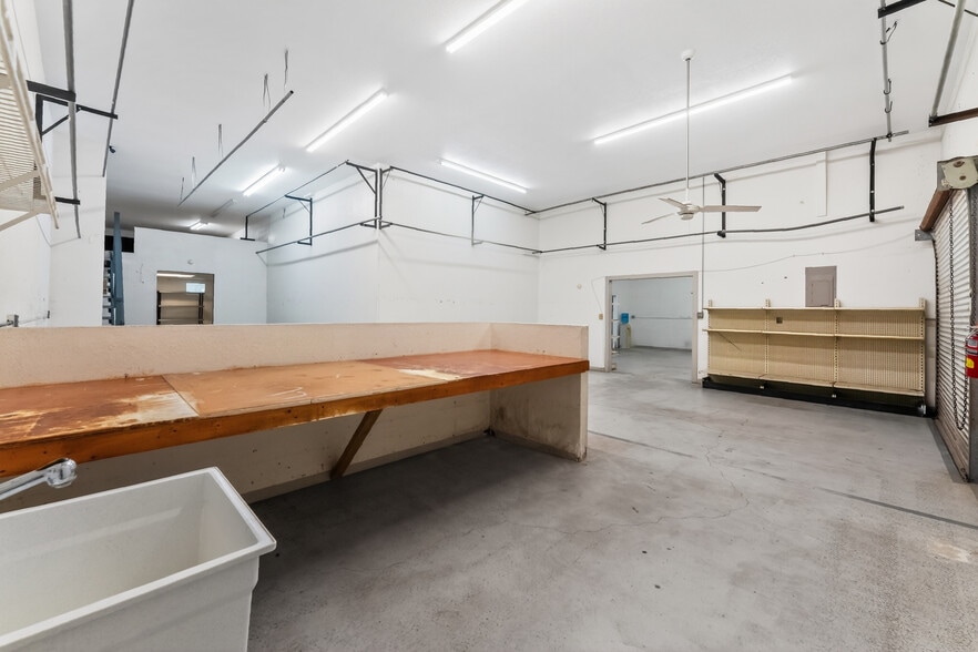 More Photos Of 4159 Electric Way, Port Charlotte Warehouse For Sale
