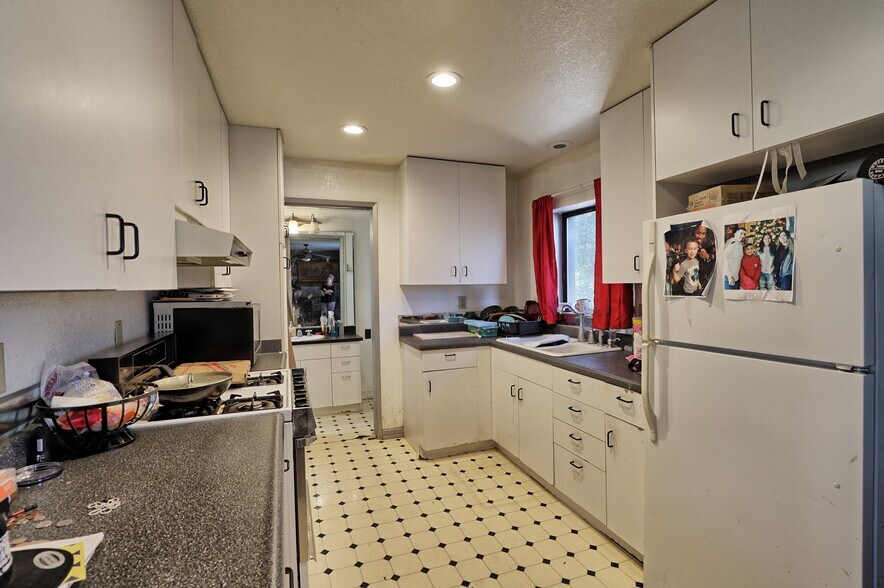 More Photos Of 7648 Monterey St, Gilroy Storefront For Sale