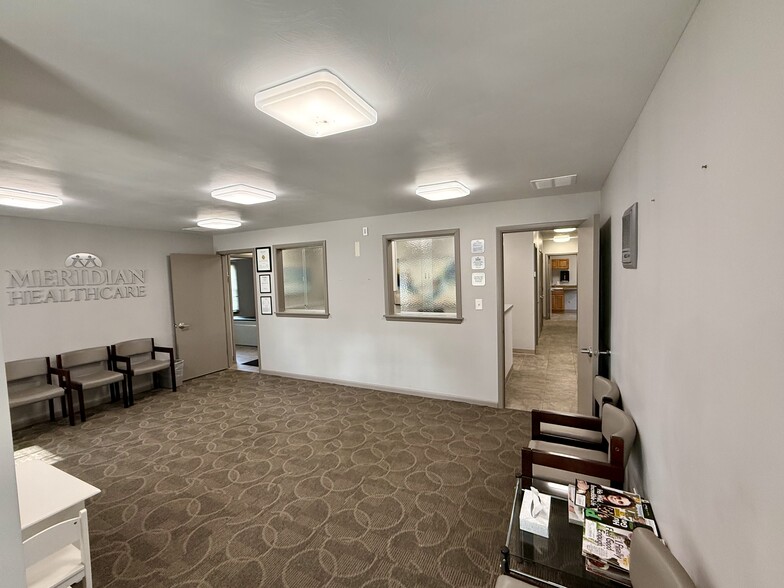 More Photos Of 2894 Center Rd, Poland Office For Sale