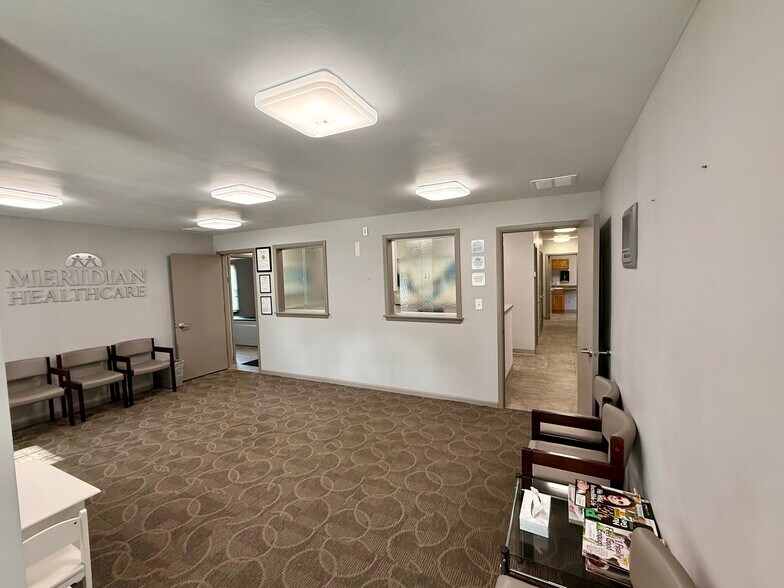 More Photos Of 2894 Center Rd, Poland Medical For Sale