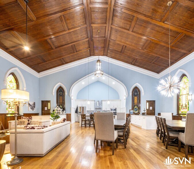 More Photos Of 209 W Jefferson St, Georgetown Office Residential For Sale