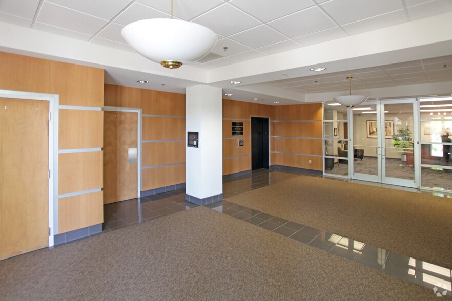 More Photos Of 101 Business Park, Columbia Medical For Lease