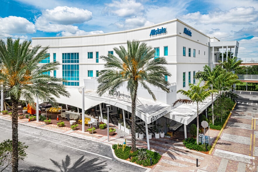 Primary Photo Of 4443 Lyons Rd, Coconut Creek Medical For Lease