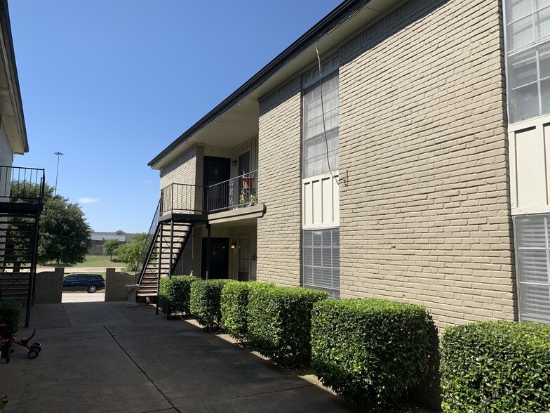 More Photos Of 5504-5508 Birchman Ave, Fort Worth Apartments For Sale