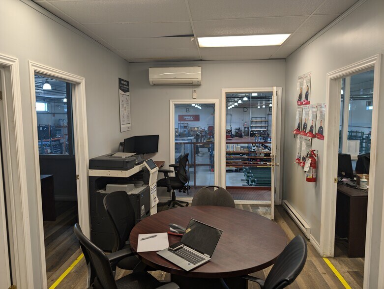 More Photos Of 101 Steve Fonyo Dr, Vankleek Hill Warehouse For Lease