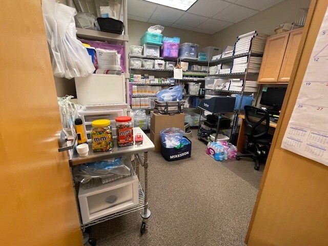 More Photos Of 5151 Gateway Blvd, Flint Medical For Sale