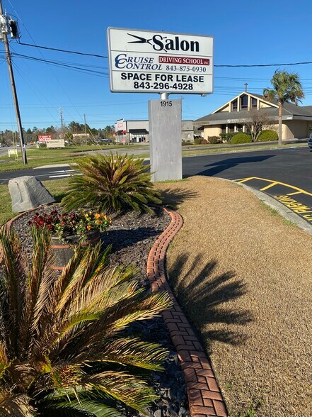 More Photos Of 1915 Old Trolley Rd, Summerville General Retail For Lease