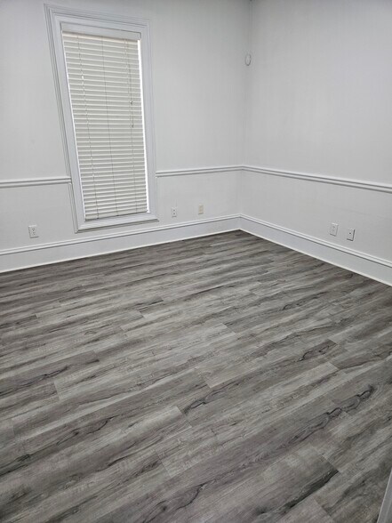 More Photos Of 7171 Jonesboro Rd, Morrow Office For Lease