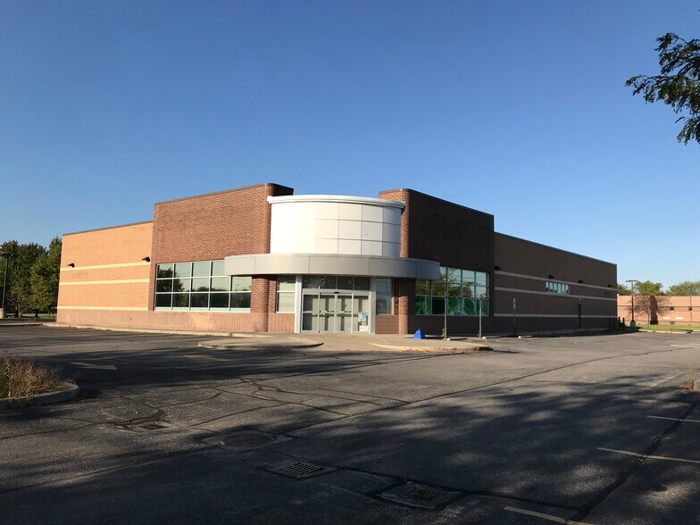 More Photos Of 7225 Airport Hwy, Holland Drugstore For Sale