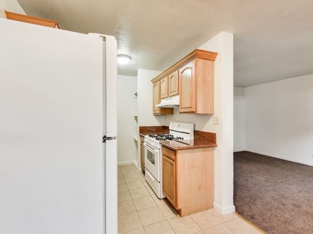 More Photos Of 2505-2525 10th Ave, Oakland Apartments For Sale