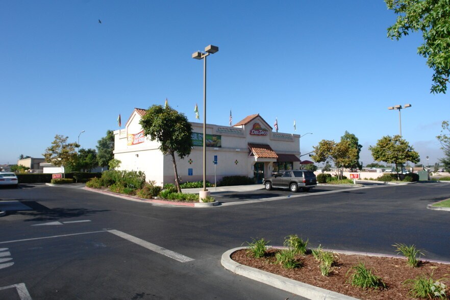 More Photos Of 1818-1876 N Broadway, Santa Maria Unknown For Lease