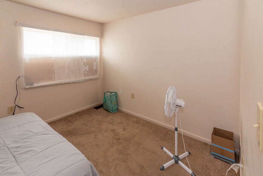 More Photos Of 303 Crusader Rd, Cambridge Multifamily For Sale