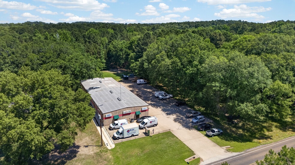 Primary Photo Of 3484 FM 2813, Flint Warehouse For Sale