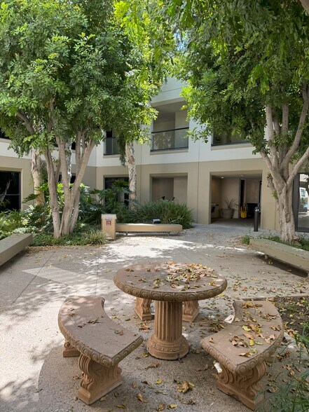 More Photos Of 9221 Corbin Ave, Northridge Office For Lease