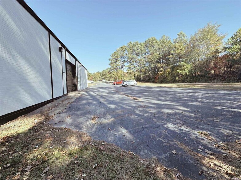 More Photos Of 8023 Interstate 30, Little Rock Light Manufacturing For Lease