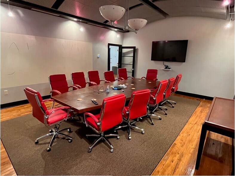 More Photos Of 912 Lady St, Columbia Loft Creative Space For Sale