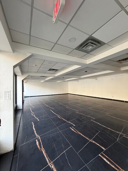 More Photos Of 340 Grand Ave, Leonia Storefront For Lease