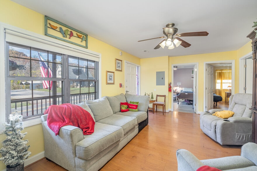 More Photos Of 2415A-2415B-2441 S Center St, Hickory Assisted Living For Sale