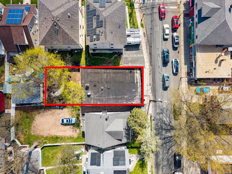 More Photos Of 1553-1555 Summit Ave, Hillside Storefront For Sale