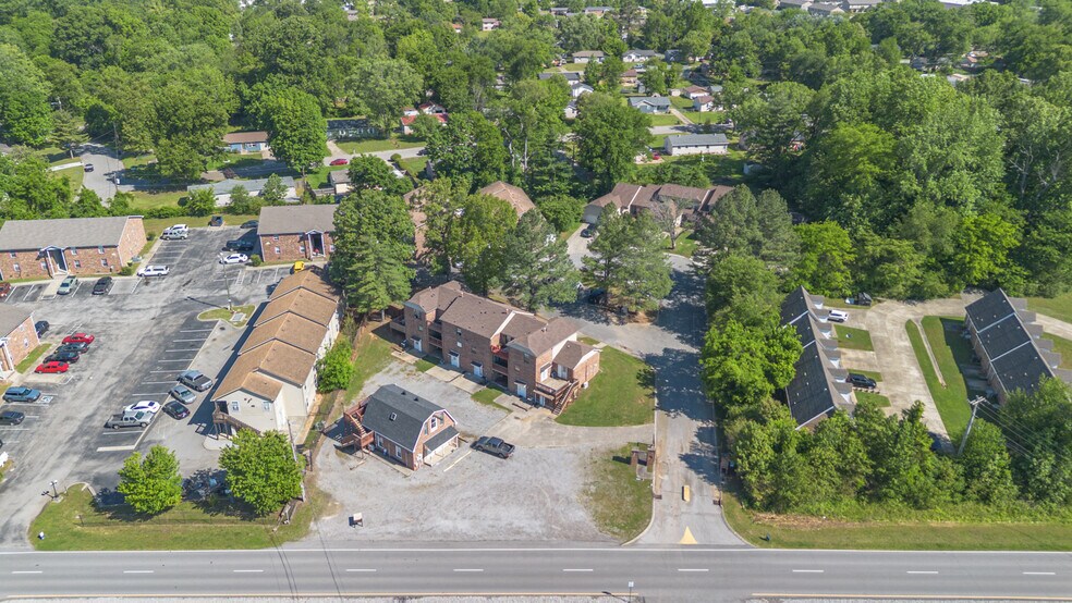More Photos Of 162 Condor Ct, Clarksville Apartments For Sale