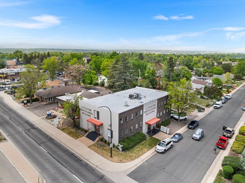 More Photos Of 709 W Littleton Blvd, Littleton Office For Sale