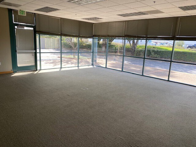 More Photos Of 25 Executive Ct, Napa Office For Lease