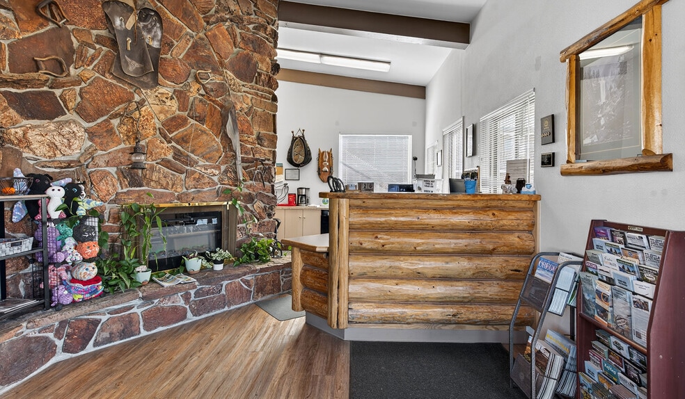 More Photos Of 102 E Greenwood St, Enterprise Hotel For Sale