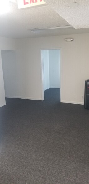 More Photos Of 725 S 6th St, Las Vegas Office For Lease