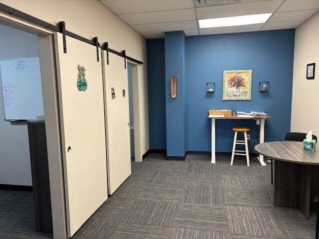 More Photos Of 611 W State Highway 6, Waco Medical For Lease