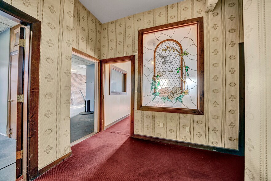 More Photos Of 333 E Channel St, Stockton Loft Creative Space For Sale