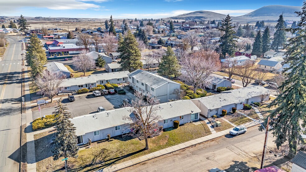More Photos Of 509 E Main St, Goldendale Apartments For Sale