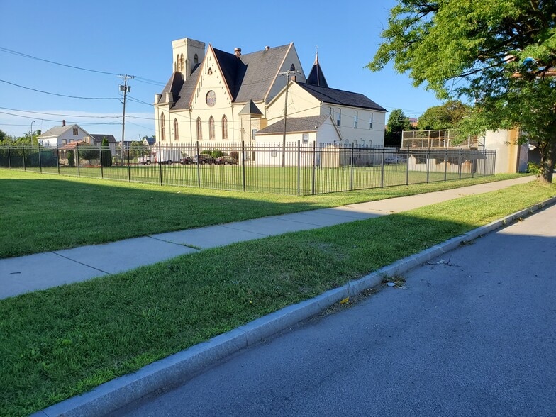 More Photos Of 360 Genesee St, Buffalo Religious Facility For Sale