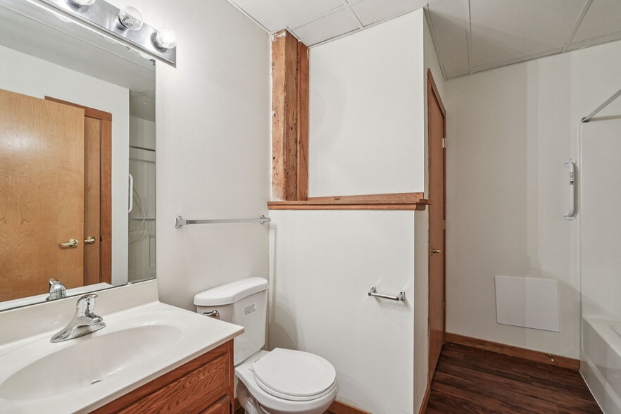 More Photos Of 134 Main St, Racine Apartments For Sale