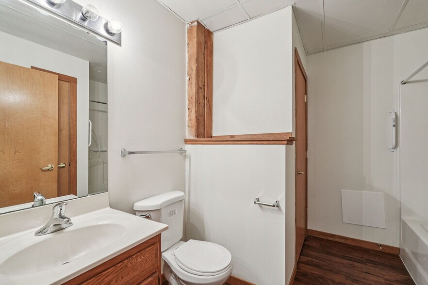 More Photos Of 134 Main St, Racine Apartments For Sale