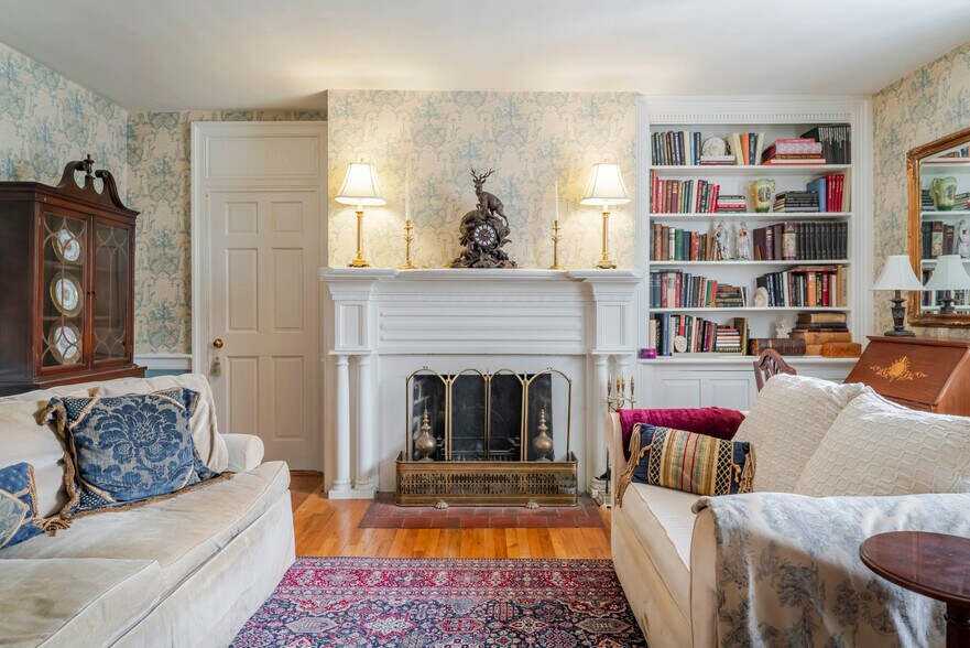 More Photos Of 610 New Hope Rd, Staunton Specialty For Sale