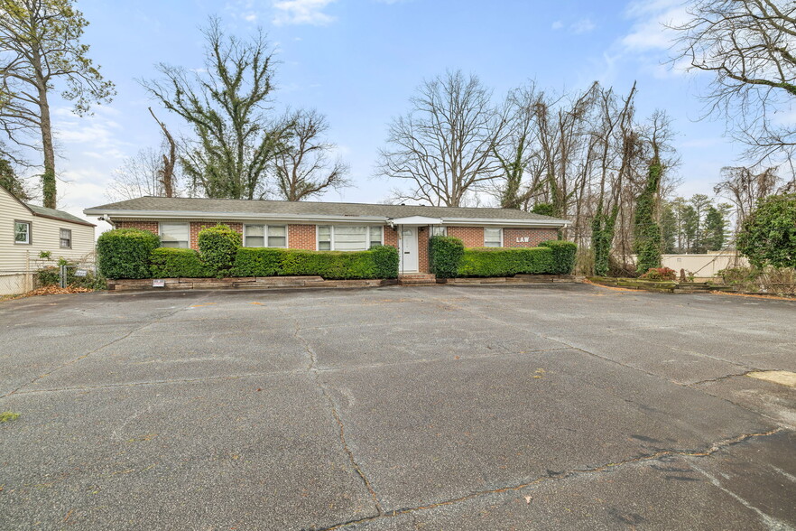 3639 Shallowford Rd, Atlanta, GA 30340 Office Residential For Sale