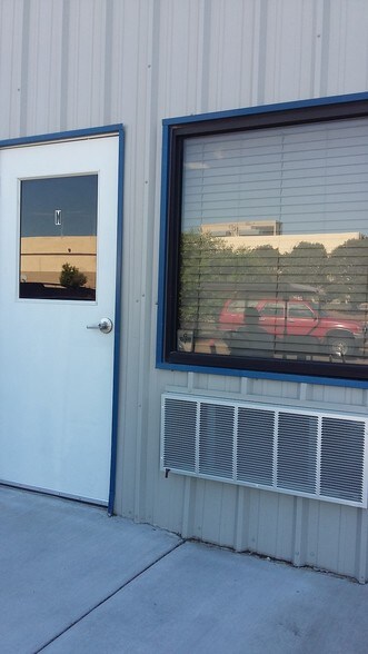 More Photos Of 3110-3150 Boychuk Ave, Colorado Springs Self Storage For Lease